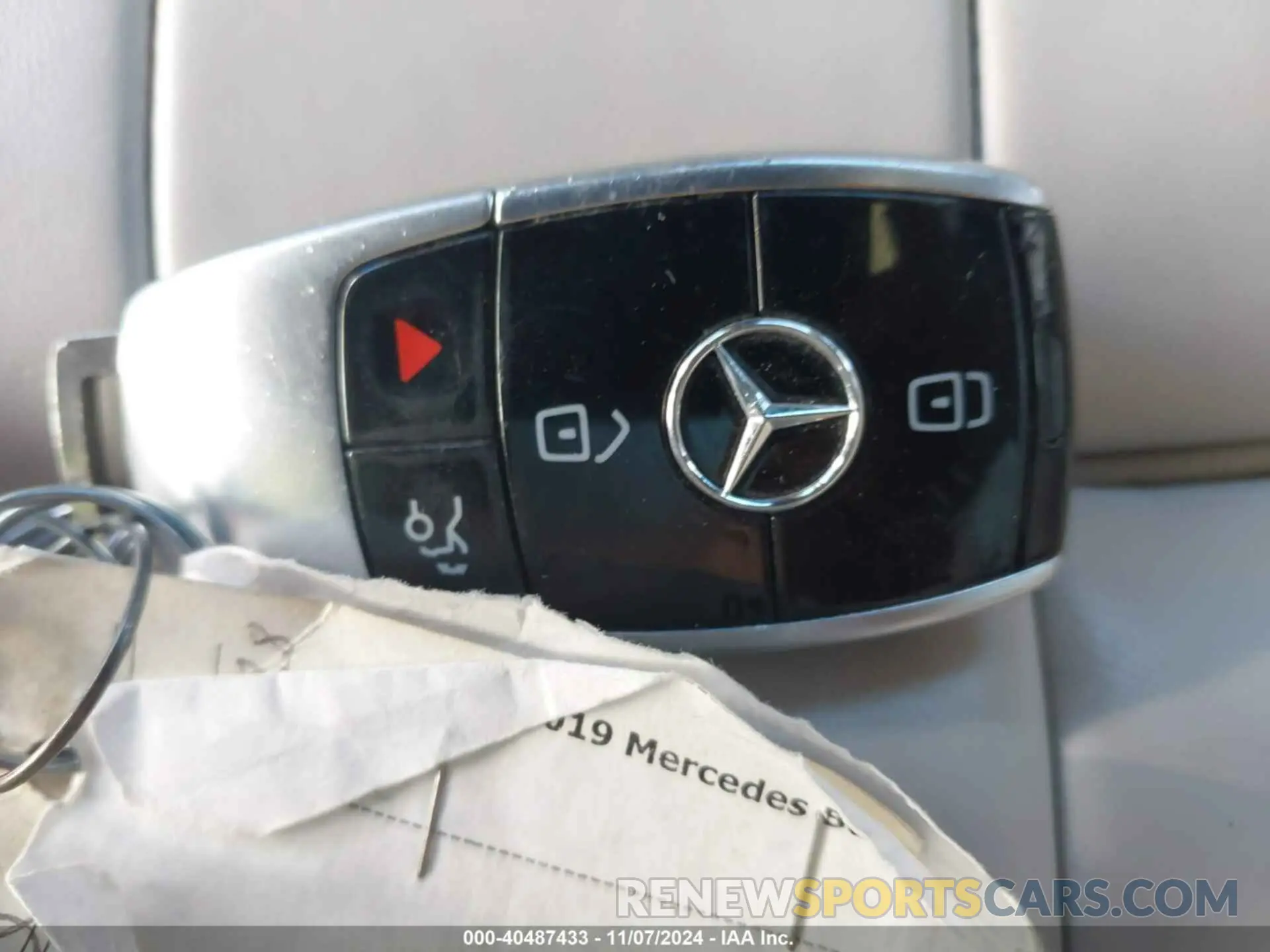 11 Фотография поврежденного автомобиля WDD1J6HB6KF081635 MERCEDES-BENZ E 450 2019