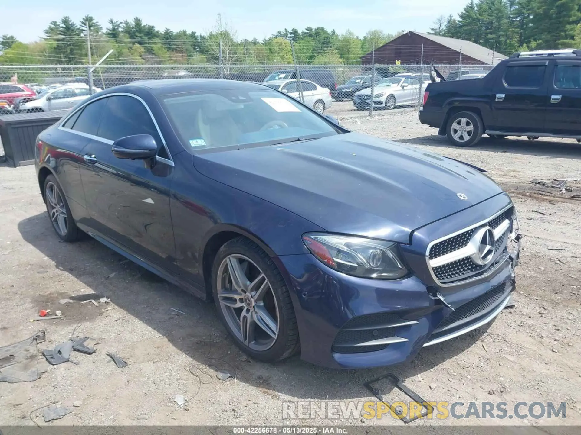 1 Фотография поврежденного автомобиля WDD1J6JB8KF072039 MERCEDES-BENZ E 450 2019