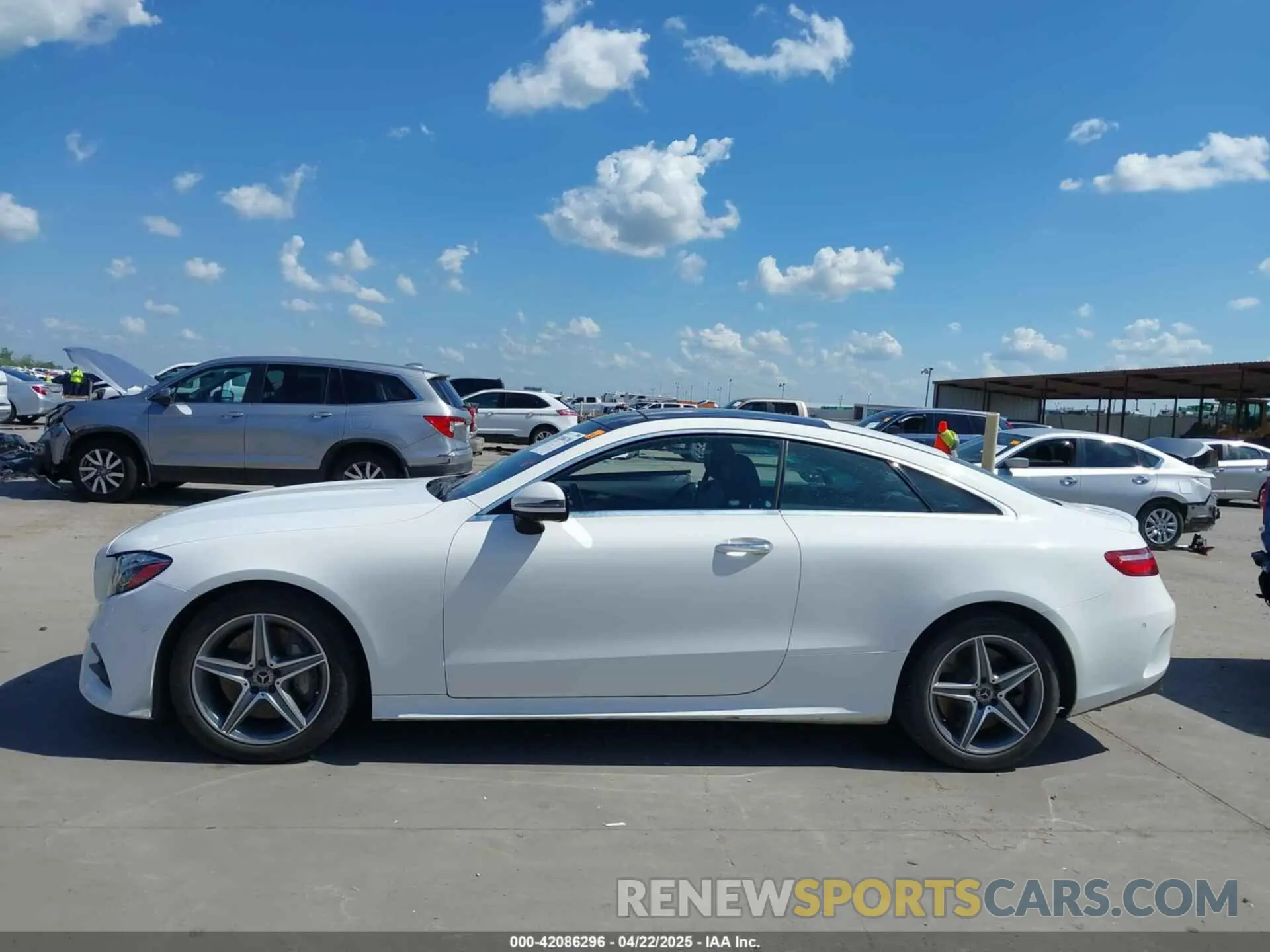 15 Photograph of a damaged car WDD1J6JB9KF081820 MERCEDES-BENZ E 450 2019