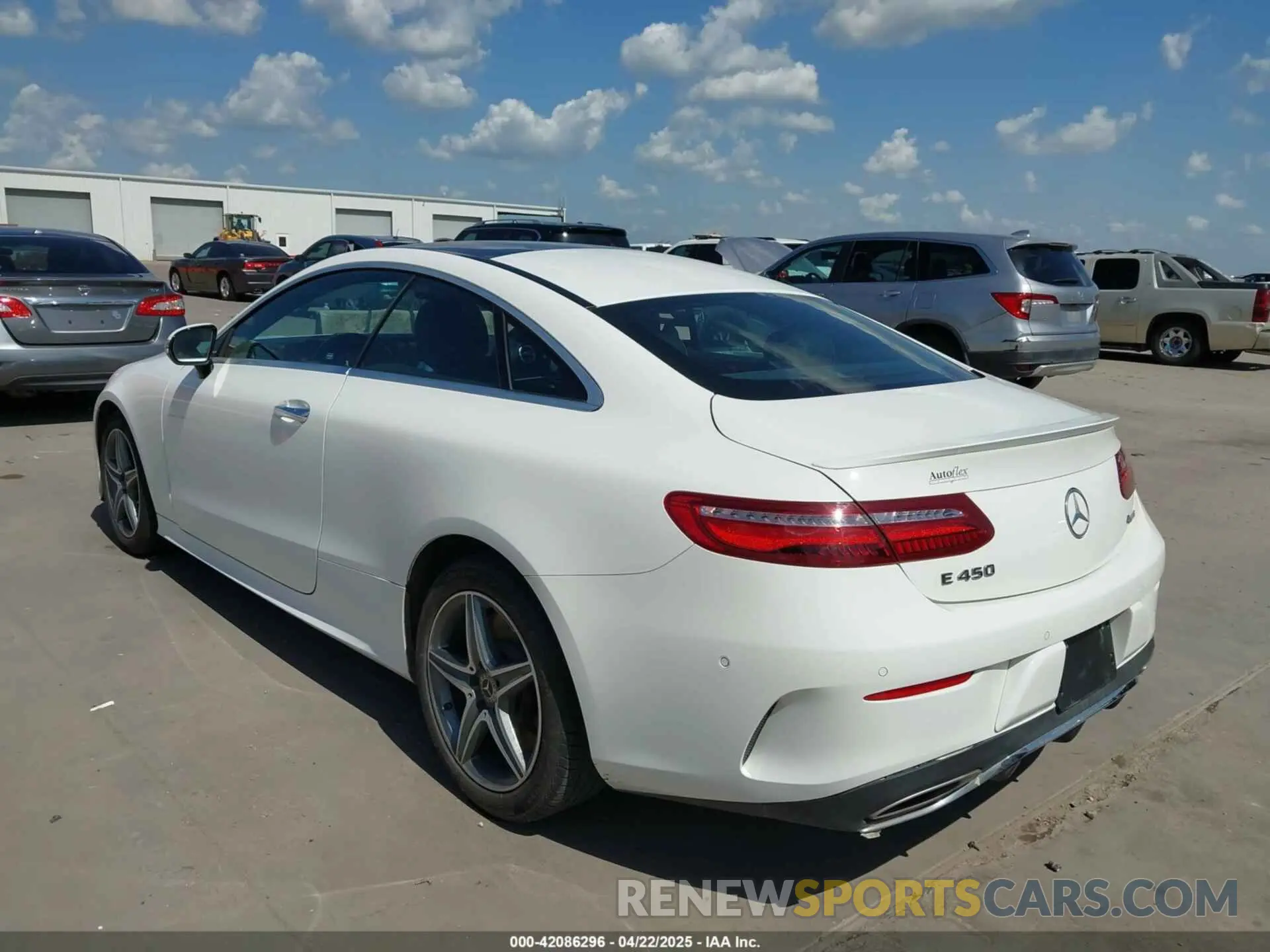 3 Photograph of a damaged car WDD1J6JB9KF081820 MERCEDES-BENZ E 450 2019