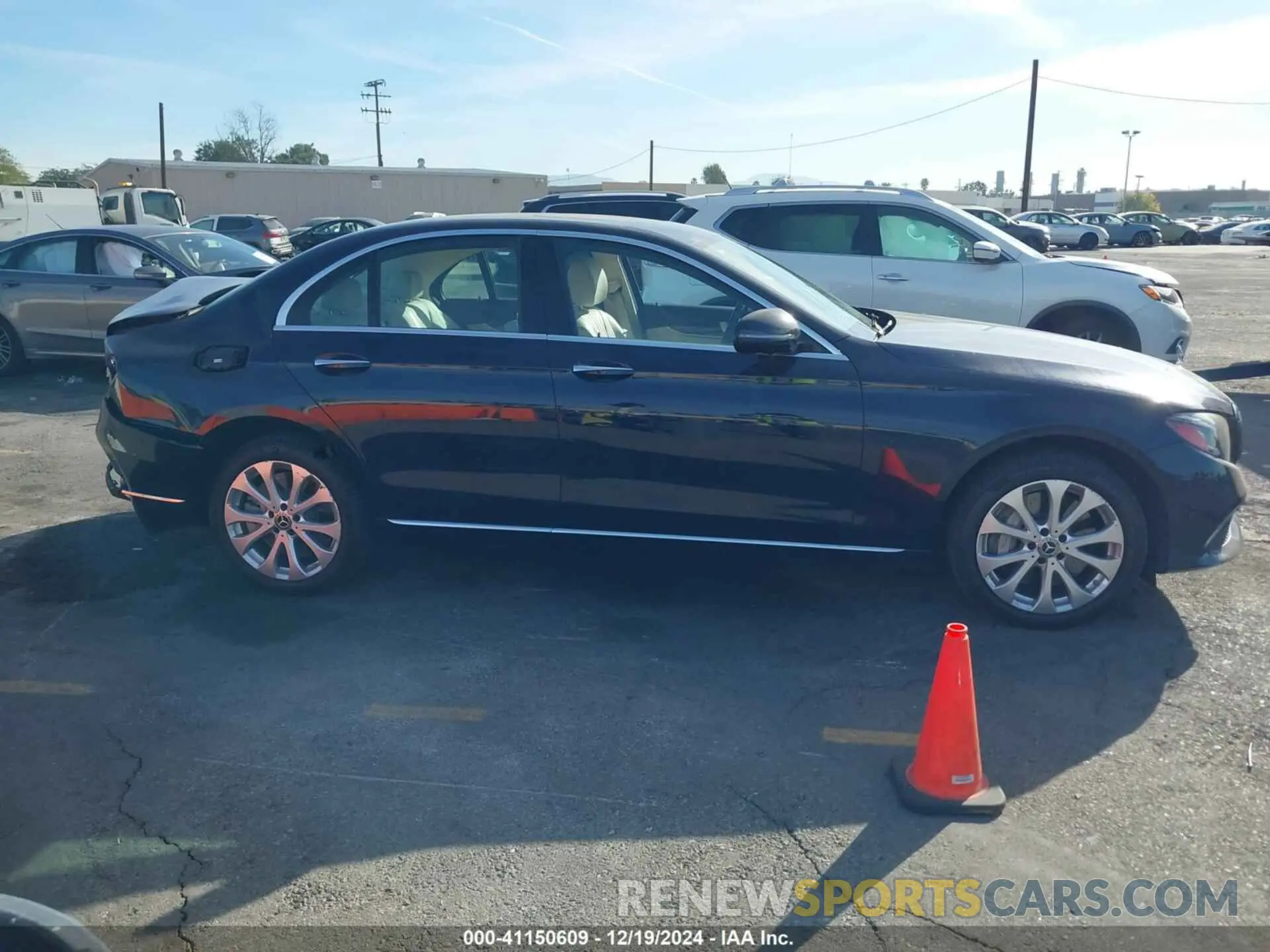 13 Photograph of a damaged car W1KZF6JB5LA839851 MERCEDES-BENZ E 450 2020