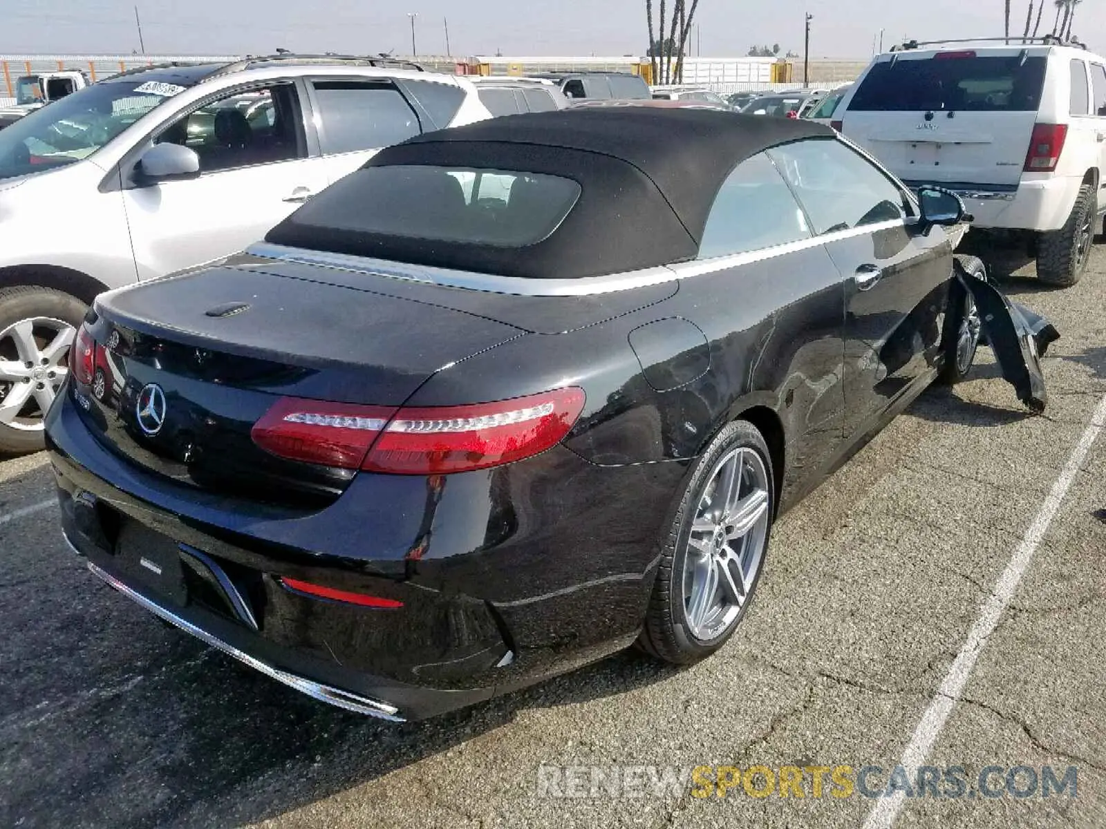 4 Photograph of a damaged car WDD1K6HB8LF120224 MERCEDES-BENZ E 450 2020