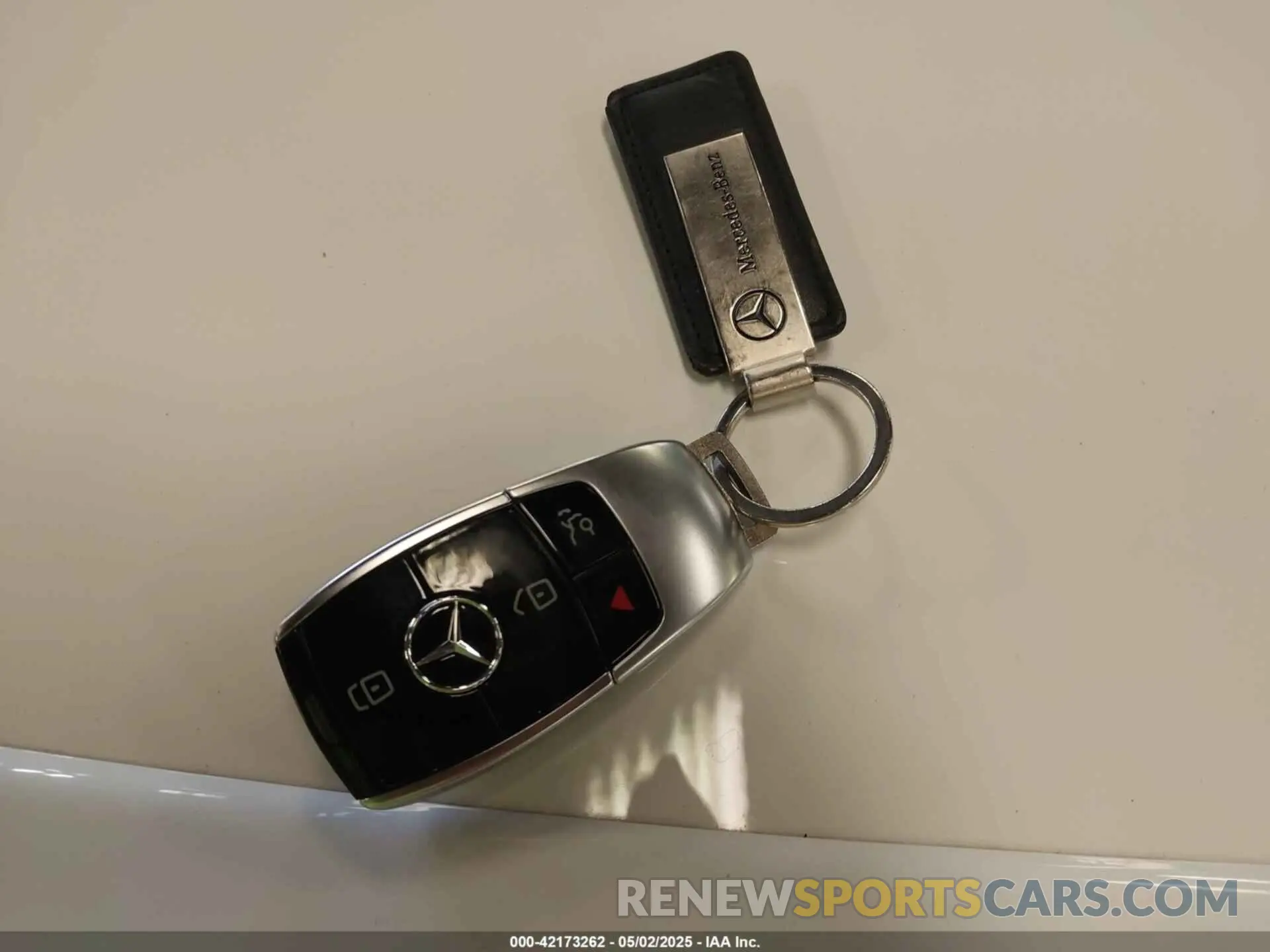 11 Photograph of a damaged car W1K1K5KB8PF204178 MERCEDES-BENZ E 450 2023