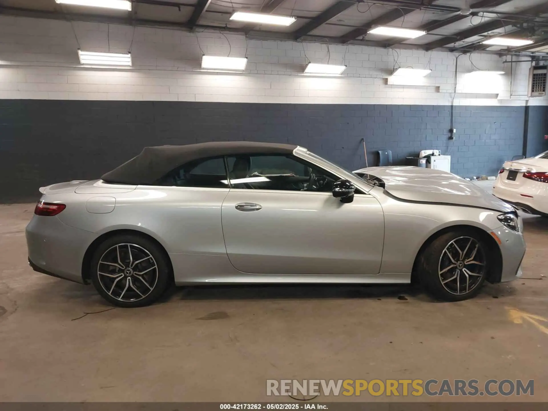 13 Photograph of a damaged car W1K1K5KB8PF204178 MERCEDES-BENZ E 450 2023