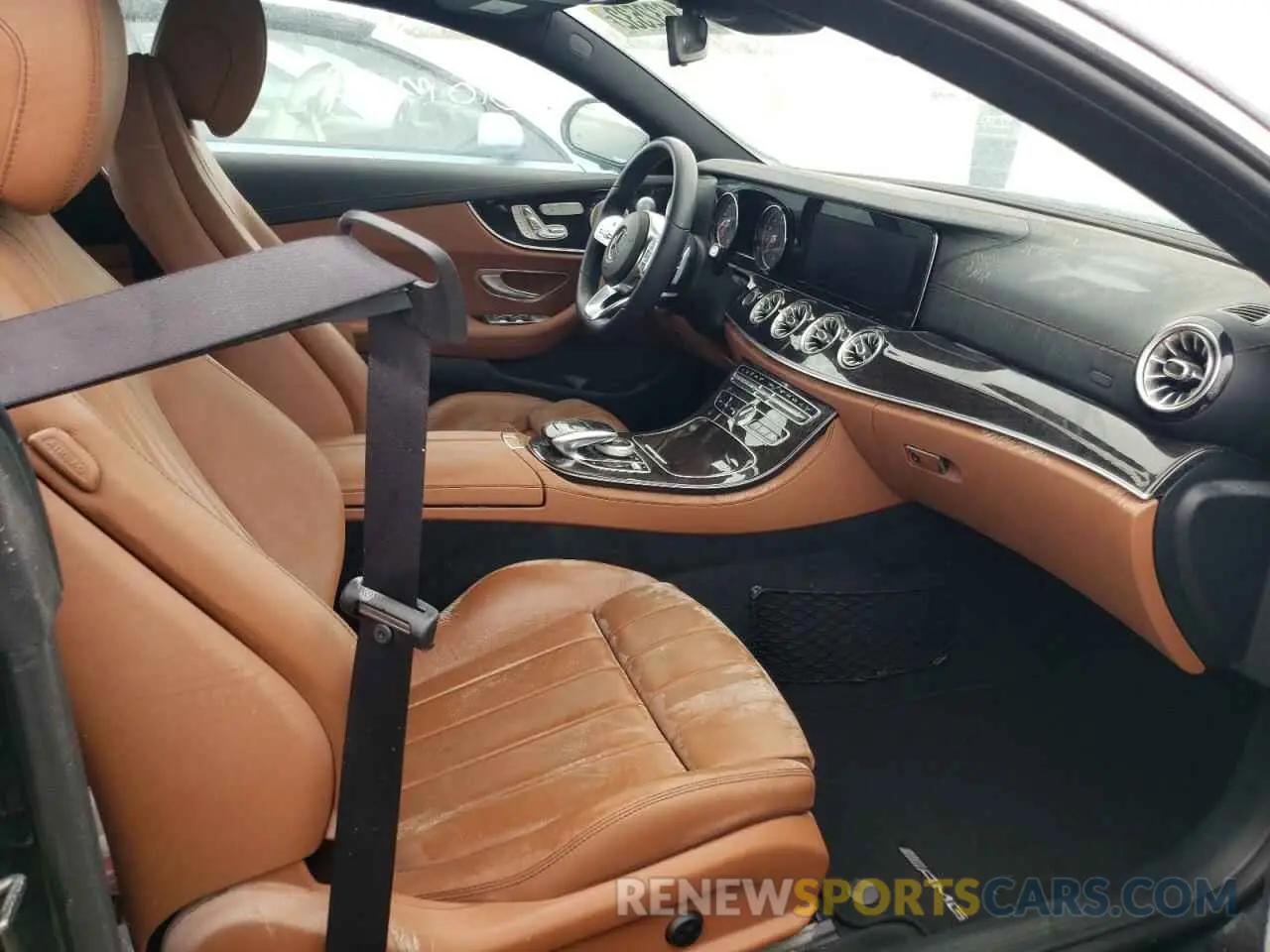 5 Фотография поврежденного автомобиля WDD1J6HB7KF093809 MERCEDES-BENZ E-CLASS 2019