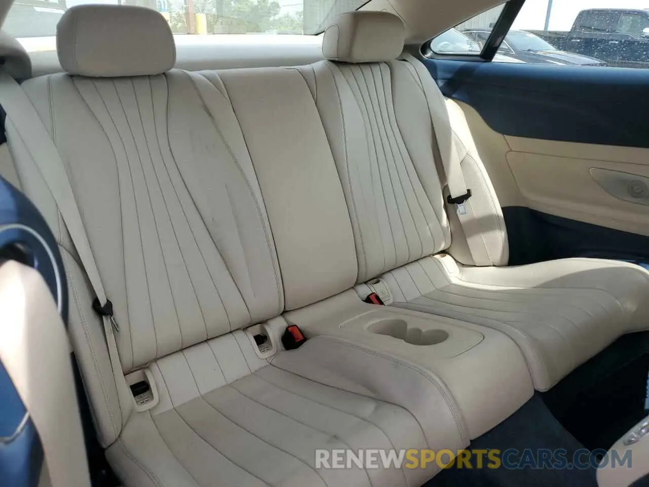 10 Photograph of a damaged car WDD1J6HB8KF077201 MERCEDES-BENZ E-CLASS 2019
