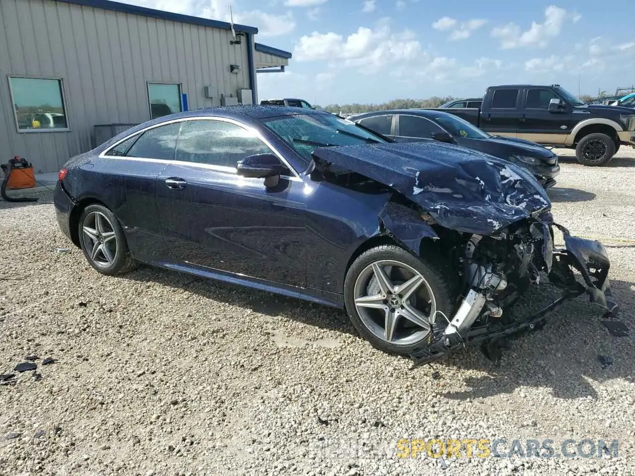 4 Photograph of a damaged car WDD1J6HB8KF082737 MERCEDES-BENZ E-CLASS 2019