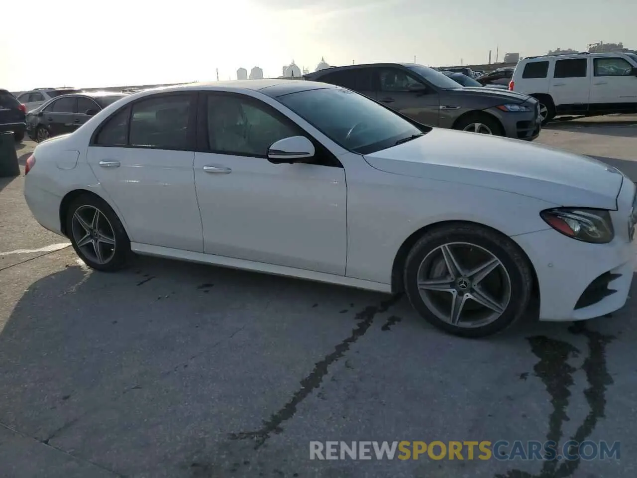 4 Фотография поврежденного автомобиля WDDZF4JB0KA514205 MERCEDES-BENZ E-CLASS 2019