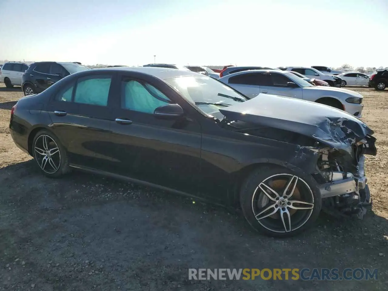 4 Фотография поврежденного автомобиля WDDZF4JB0KA669868 MERCEDES-BENZ E-CLASS 2019