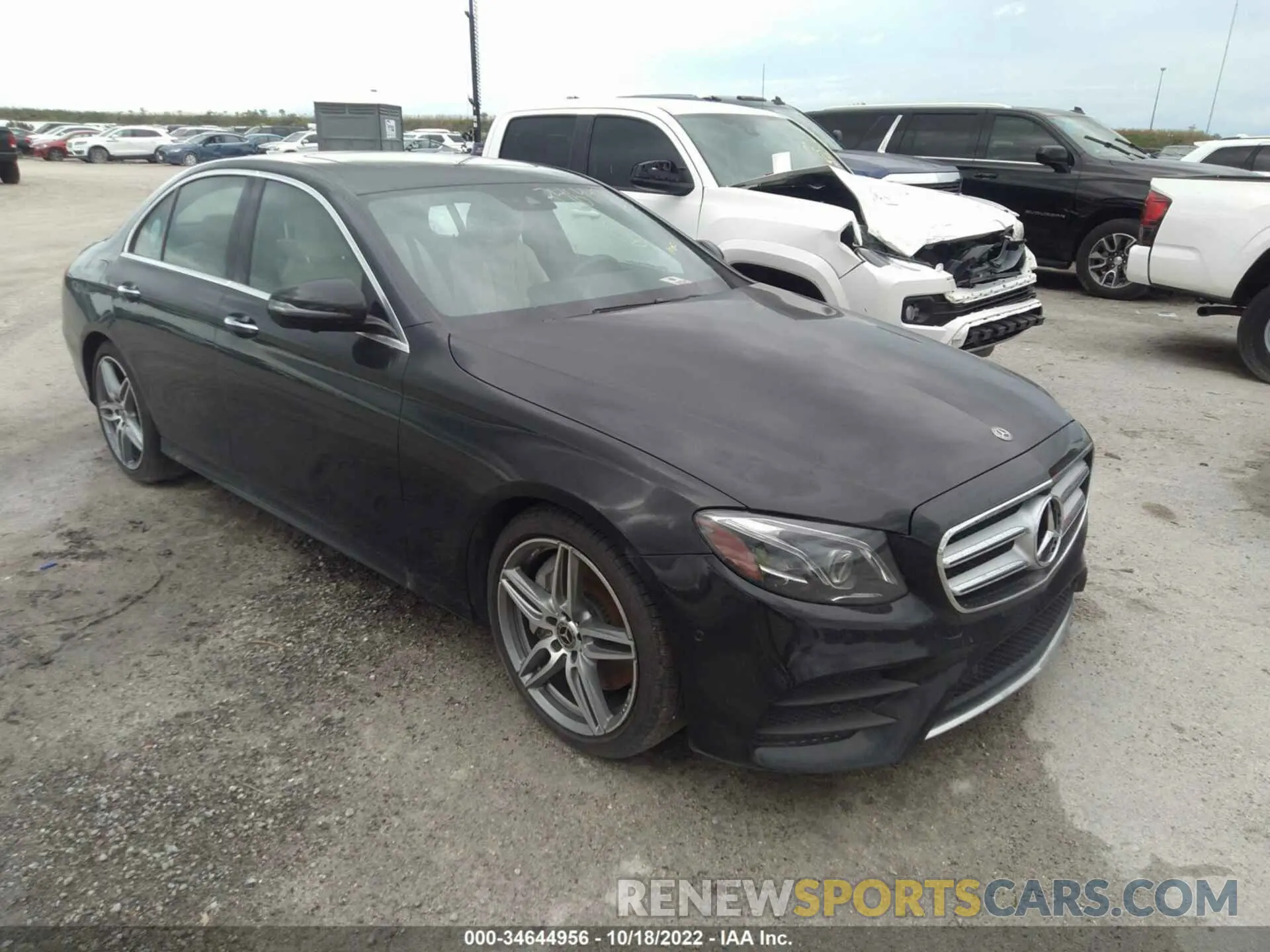 1 Фотография поврежденного автомобиля WDDZF4JB1KA494689 MERCEDES-BENZ E-CLASS 2019