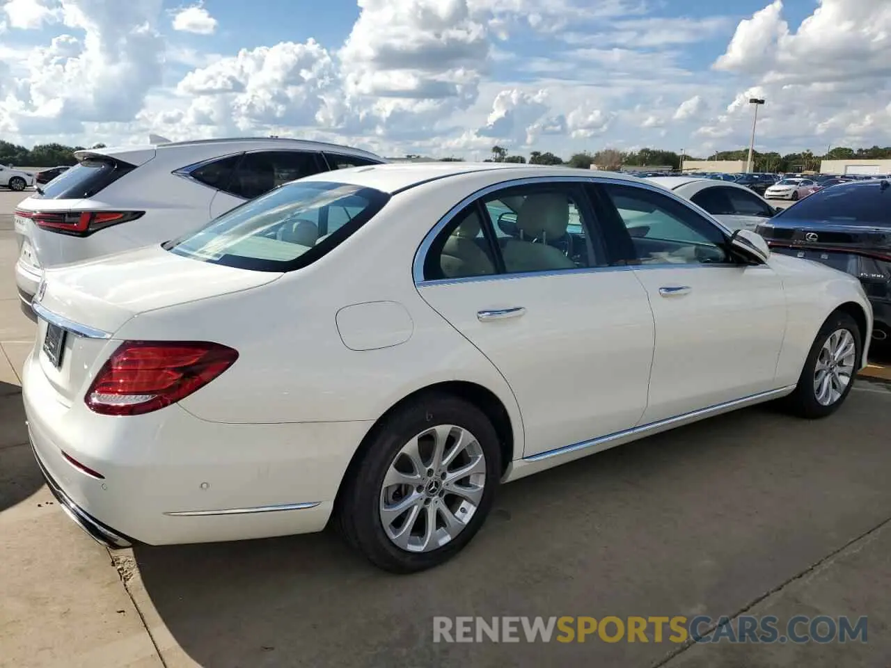 3 Photograph of a damaged car WDDZF4JB1KA569522 MERCEDES-BENZ E-CLASS 2019