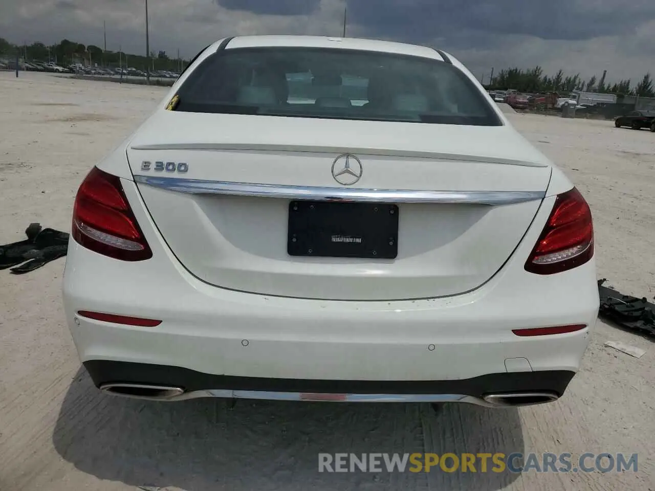 6 Photograph of a damaged car WDDZF4JB1KA573182 MERCEDES-BENZ E-CLASS 2019