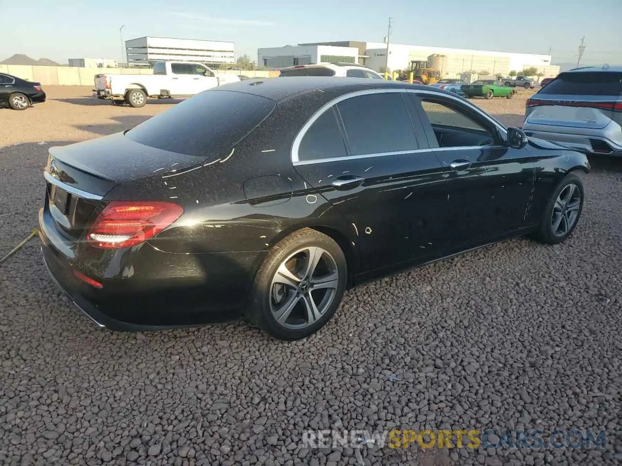 3 Фотография поврежденного автомобиля WDDZF4JB2KA550171 MERCEDES-BENZ E-CLASS 2019