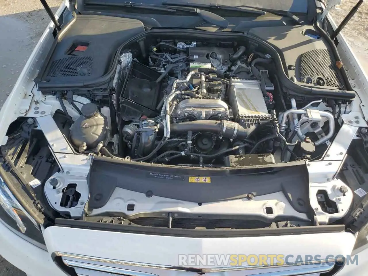 11 Photograph of a damaged car WDDZF4JB2KA643725 MERCEDES-BENZ E-CLASS 2019