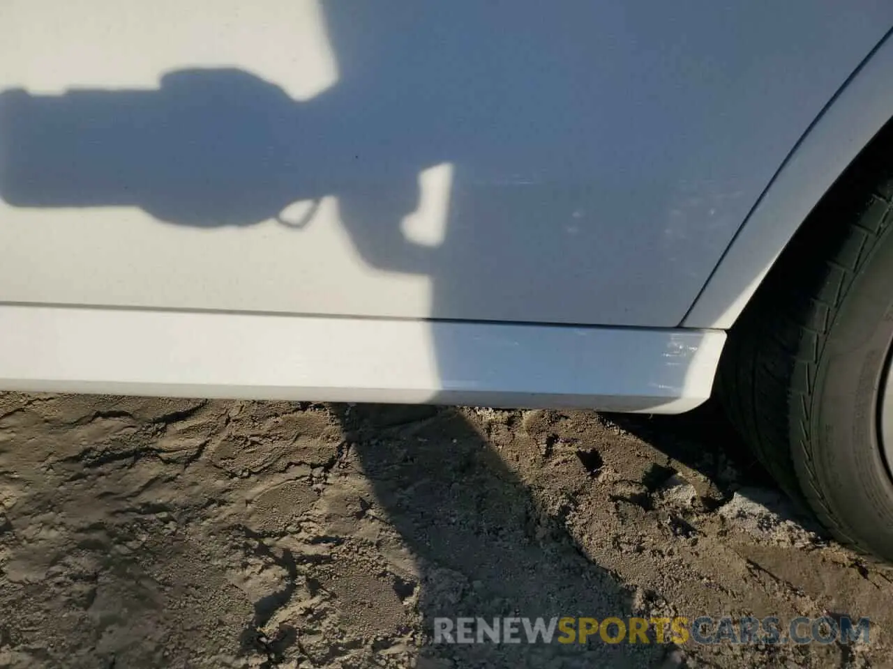 12 Photograph of a damaged car WDDZF4JB2KA643725 MERCEDES-BENZ E-CLASS 2019