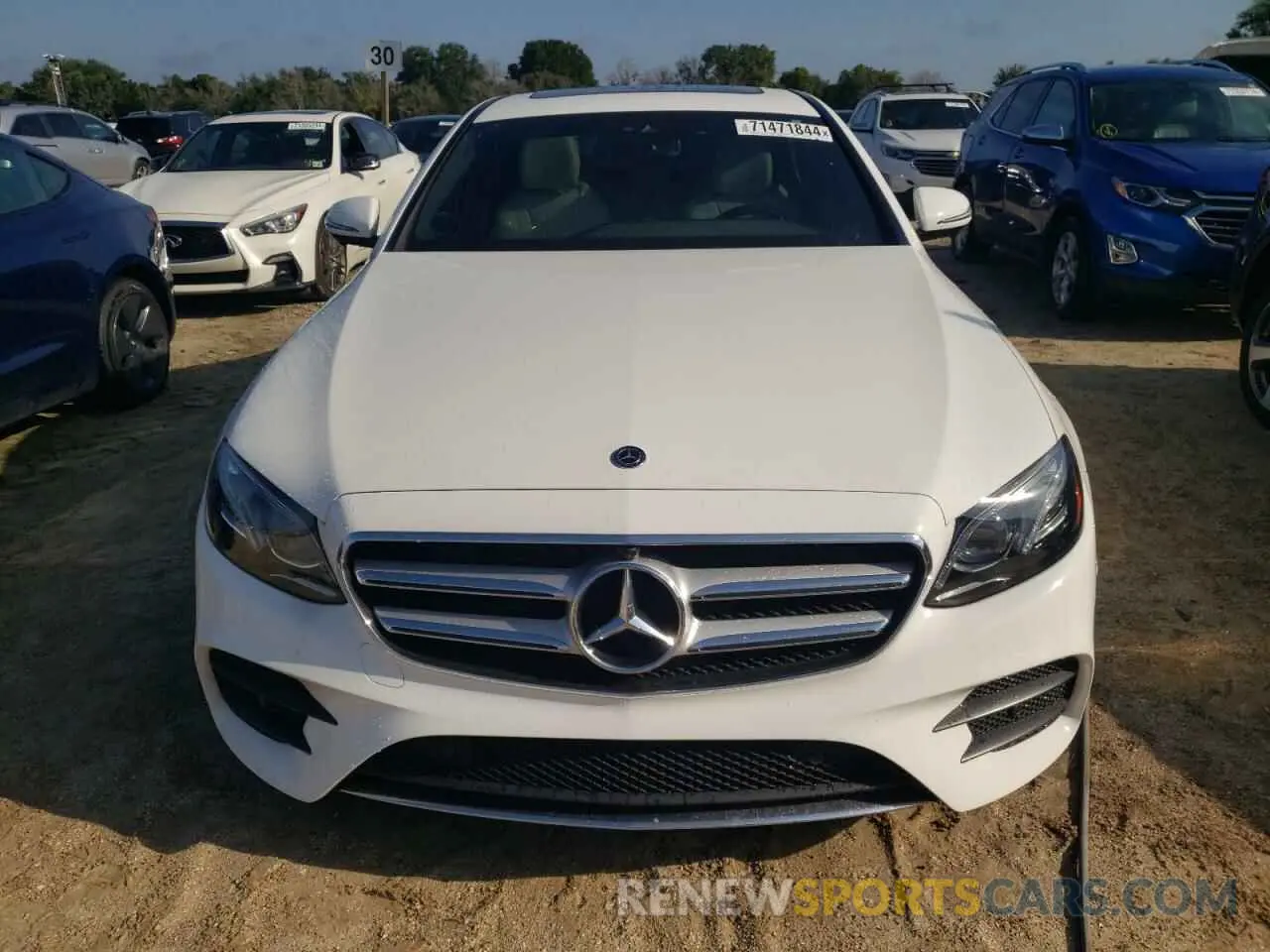 5 Photograph of a damaged car WDDZF4JB3KA629056 MERCEDES-BENZ E-CLASS 2019