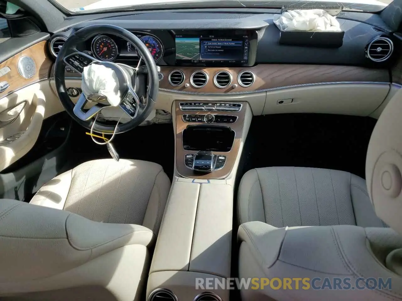 8 Photograph of a damaged car WDDZF4JB4KA676063 MERCEDES-BENZ E-CLASS 2019