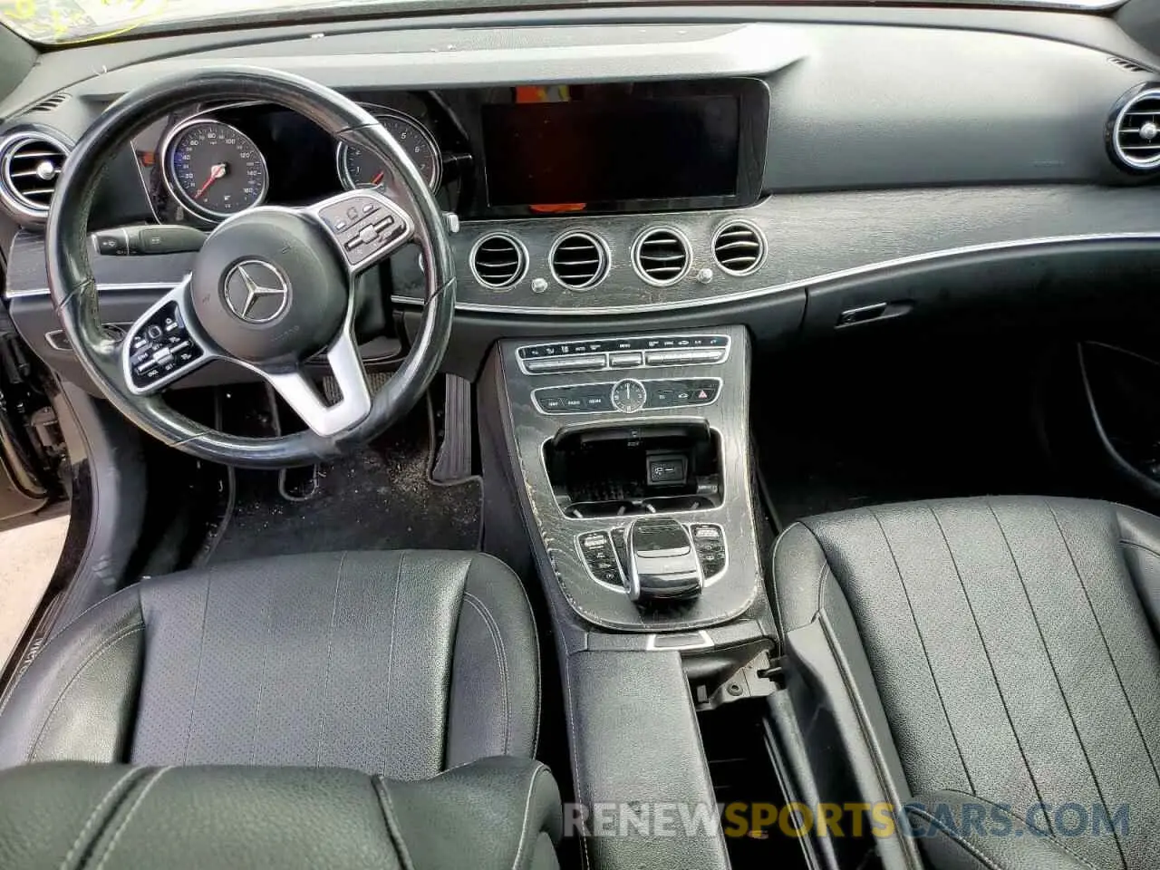 8 Photograph of a damaged car WDDZF4JB5KA489026 MERCEDES-BENZ E-CLASS 2019