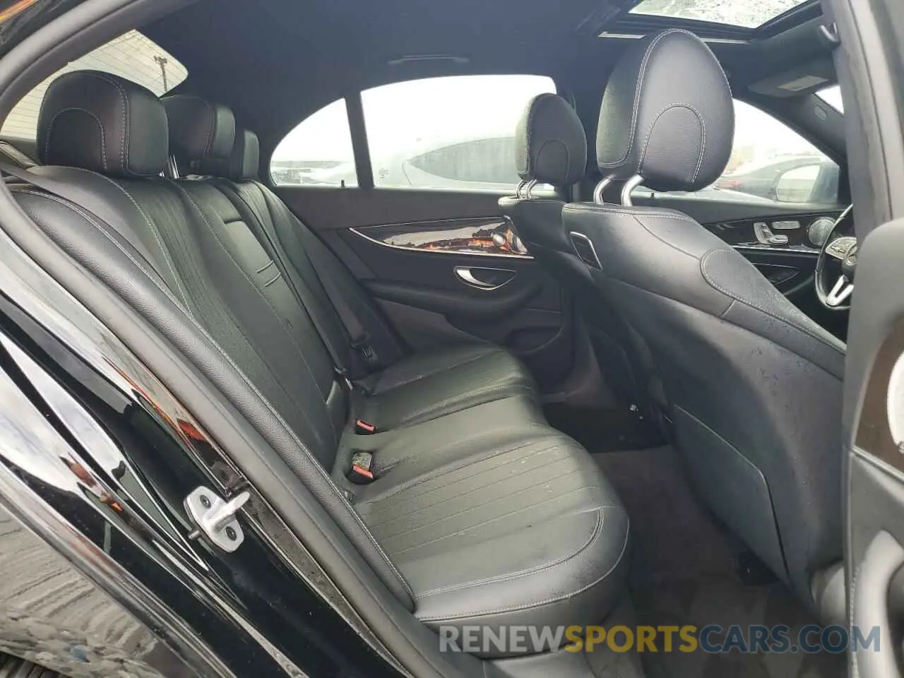10 Фотография поврежденного автомобиля WDDZF4JB5KA527970 MERCEDES-BENZ E-CLASS 2019