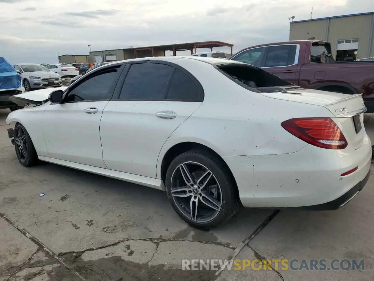 2 Photograph of a damaged car WDDZF4JB5KA585500 MERCEDES-BENZ E-CLASS 2019