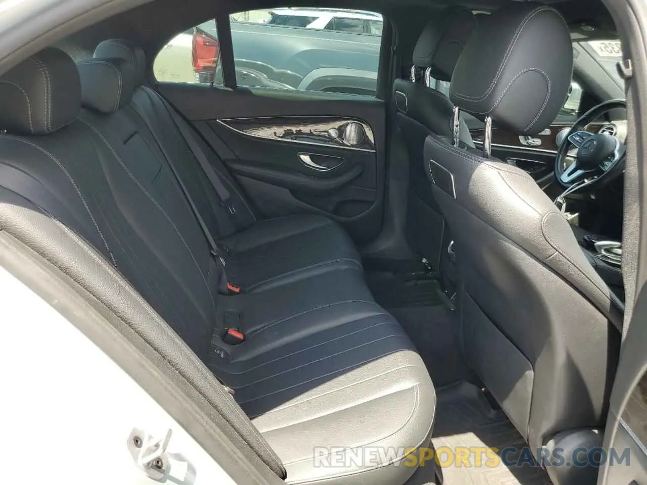 10 Фотография поврежденного автомобиля WDDZF4JB6KA526567 MERCEDES-BENZ E-CLASS 2019
