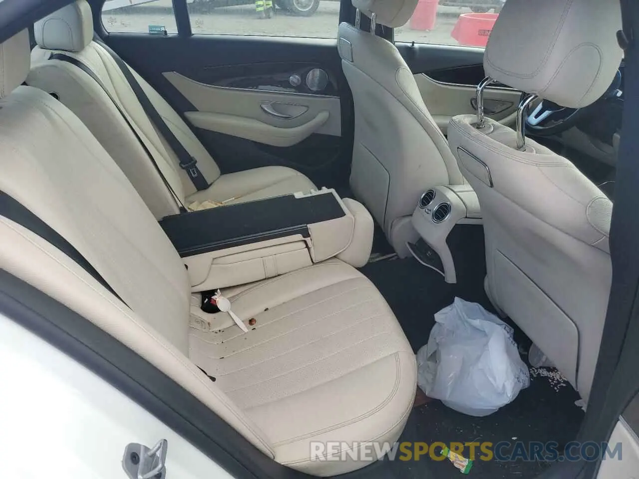 10 Фотография поврежденного автомобиля WDDZF4JB6KA563294 MERCEDES-BENZ E-CLASS 2019
