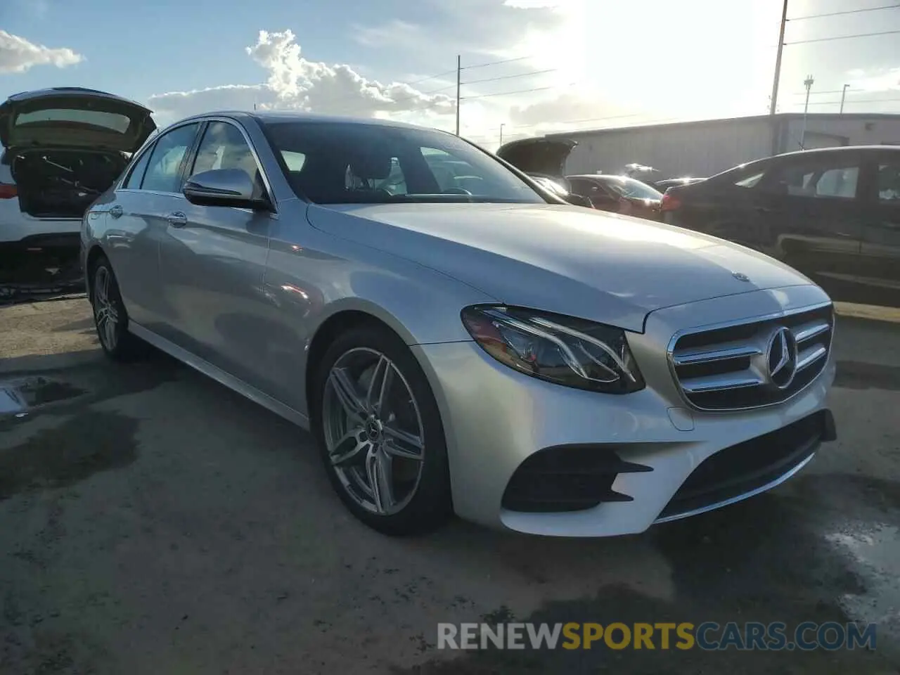 1 Фотография поврежденного автомобиля WDDZF4JB7KA523774 MERCEDES-BENZ E-CLASS 2019