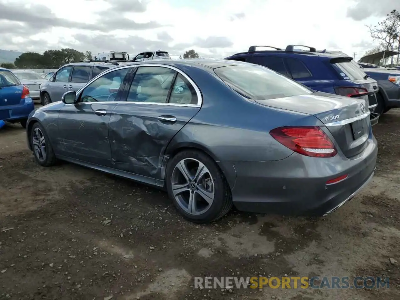 2 Photograph of a damaged car WDDZF4JB7KA592982 MERCEDES-BENZ E-CLASS 2019