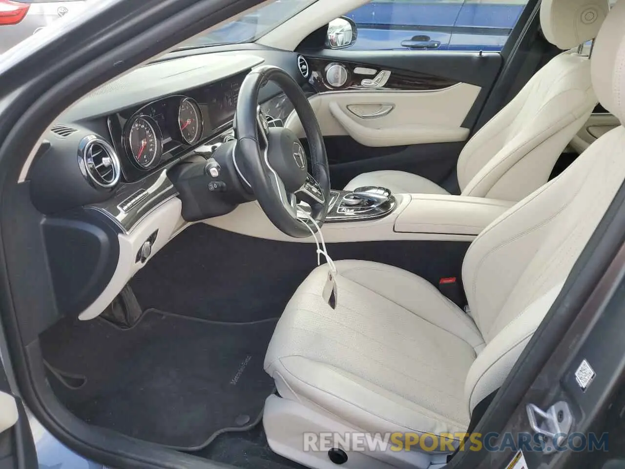 7 Photograph of a damaged car WDDZF4JB7KA592982 MERCEDES-BENZ E-CLASS 2019
