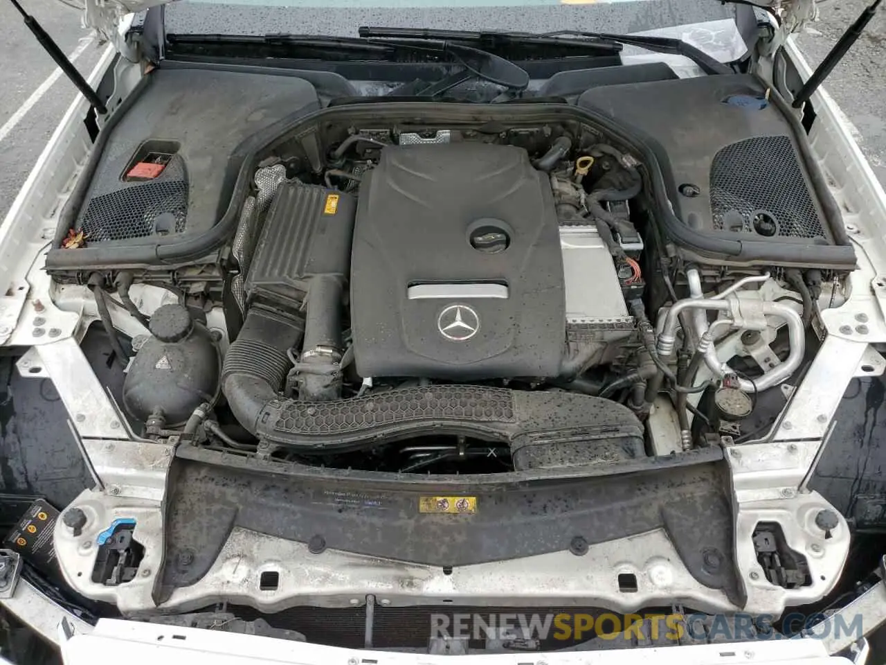 11 Photograph of a damaged car WDDZF4JB8KA527185 MERCEDES-BENZ E-CLASS 2019