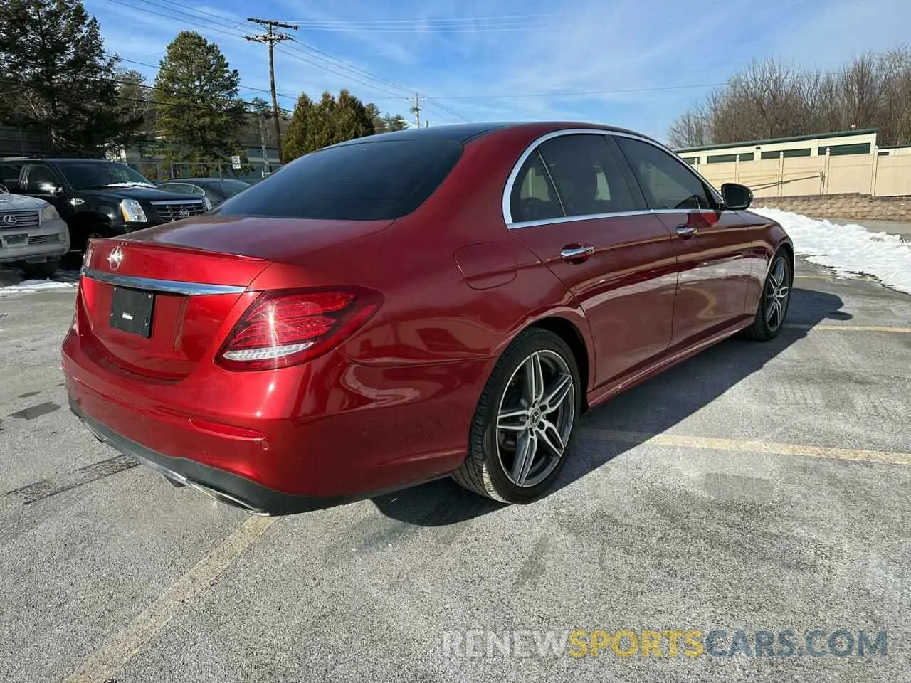 3 Photograph of a damaged car WDDZF4JB8KA586379 MERCEDES-BENZ E-CLASS 2019