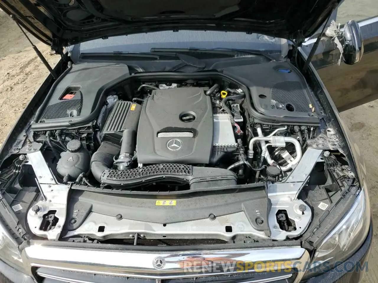 11 Photograph of a damaged car WDDZF4KB0KA527485 MERCEDES-BENZ E-CLASS 2019