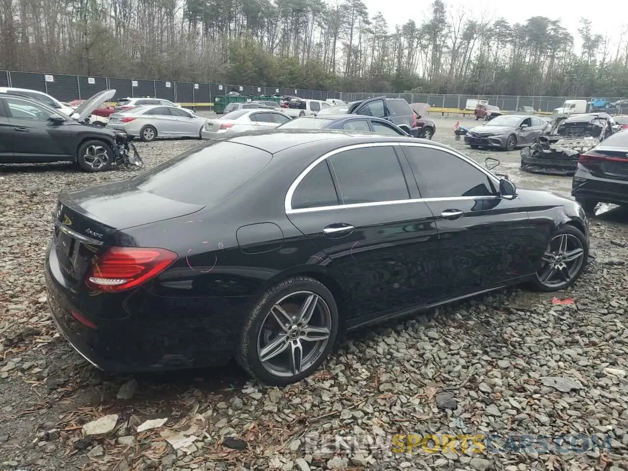 3 Фотография поврежденного автомобиля WDDZF4KB0KA554895 MERCEDES-BENZ E-CLASS 2019