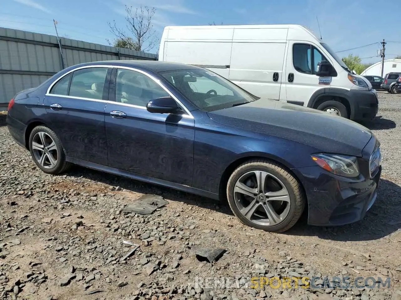 4 Фотография поврежденного автомобиля WDDZF4KB0KA623603 MERCEDES-BENZ E-CLASS 2019