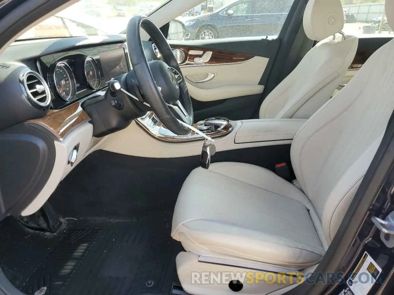 7 Фотография поврежденного автомобиля WDDZF4KB0KA623603 MERCEDES-BENZ E-CLASS 2019