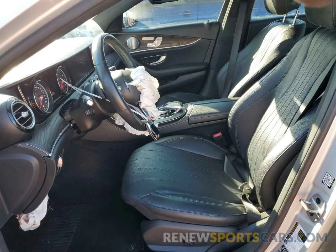 7 Фотография поврежденного автомобиля WDDZF4KB1KA488681 MERCEDES-BENZ E-CLASS 2019