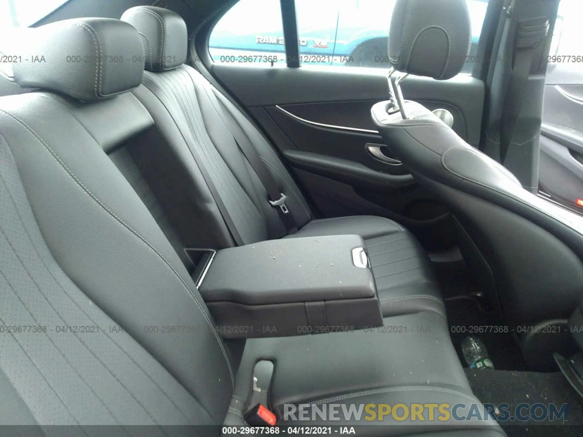 8 Photograph of a damaged car WDDZF4KB1KA546918 MERCEDES-BENZ E-CLASS 2019