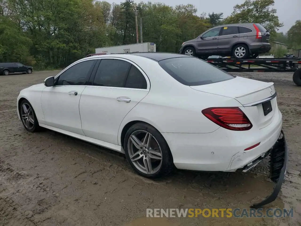 2 Photograph of a damaged car WDDZF4KB2KA600498 MERCEDES-BENZ E-CLASS 2019