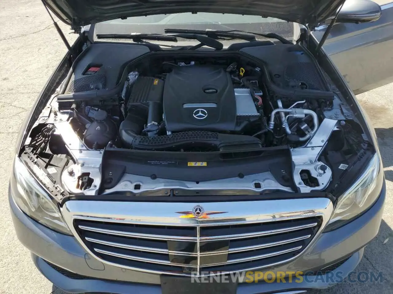 11 Photograph of a damaged car WDDZF4KB3KA657132 MERCEDES-BENZ E-CLASS 2019