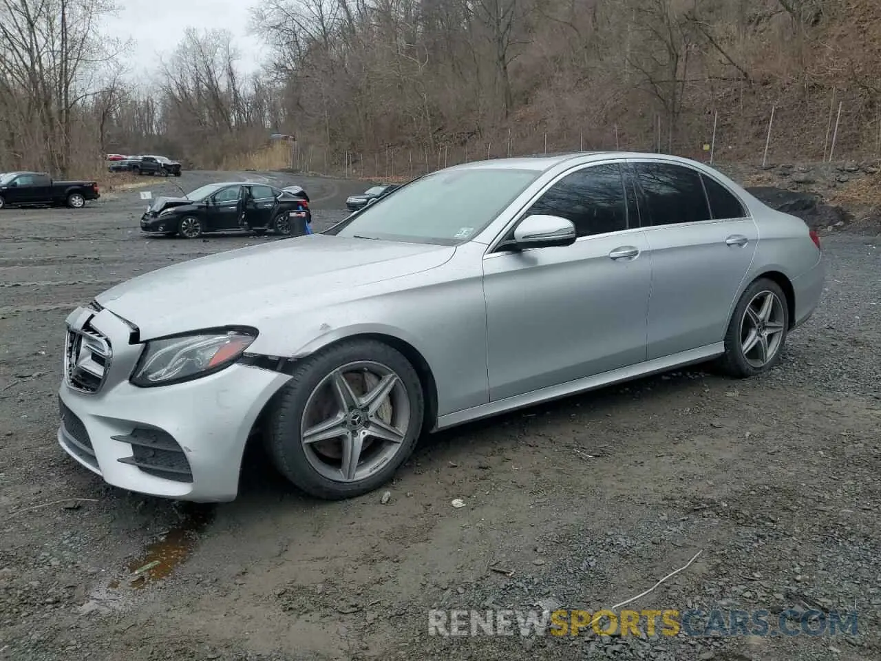1 Фотография поврежденного автомобиля WDDZF4KB4KA556892 MERCEDES-BENZ E-CLASS 2019