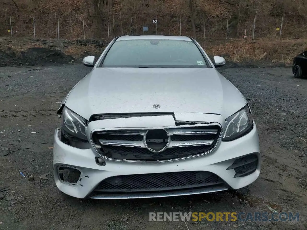 5 Фотография поврежденного автомобиля WDDZF4KB4KA556892 MERCEDES-BENZ E-CLASS 2019