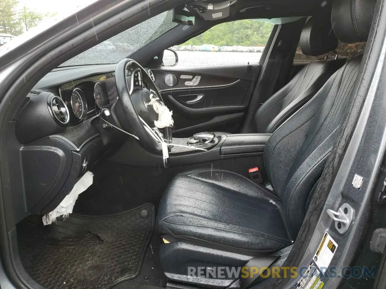 7 Photograph of a damaged car WDDZF4KB7KA587487 MERCEDES-BENZ E-CLASS 2019