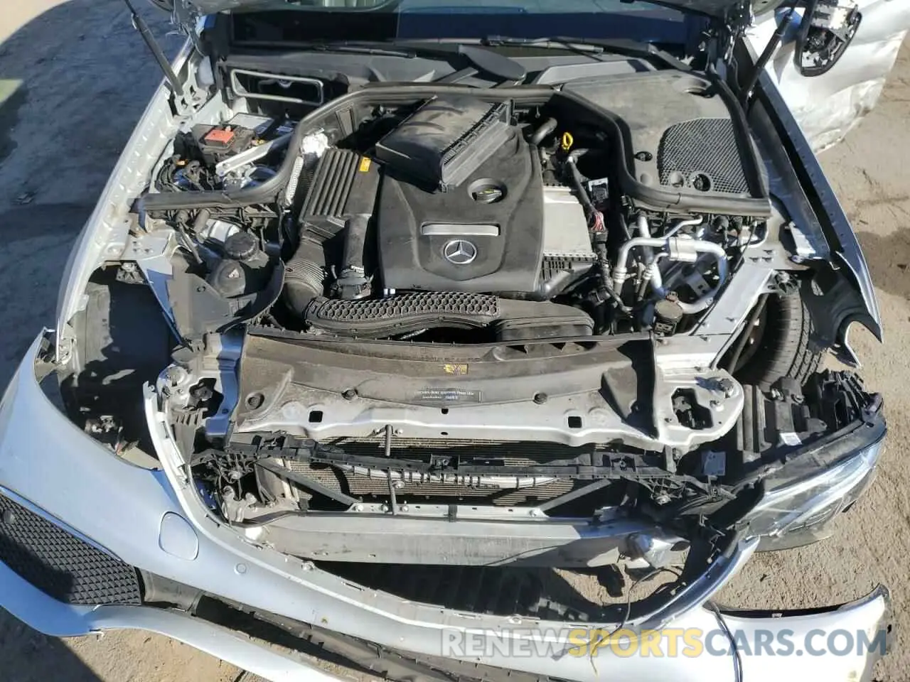 11 Photograph of a damaged car WDDZF4KB7KA588137 MERCEDES-BENZ E-CLASS 2019