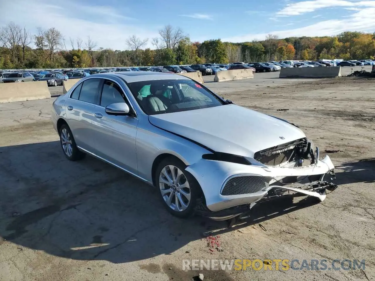 4 Photograph of a damaged car WDDZF4KB7KA588137 MERCEDES-BENZ E-CLASS 2019