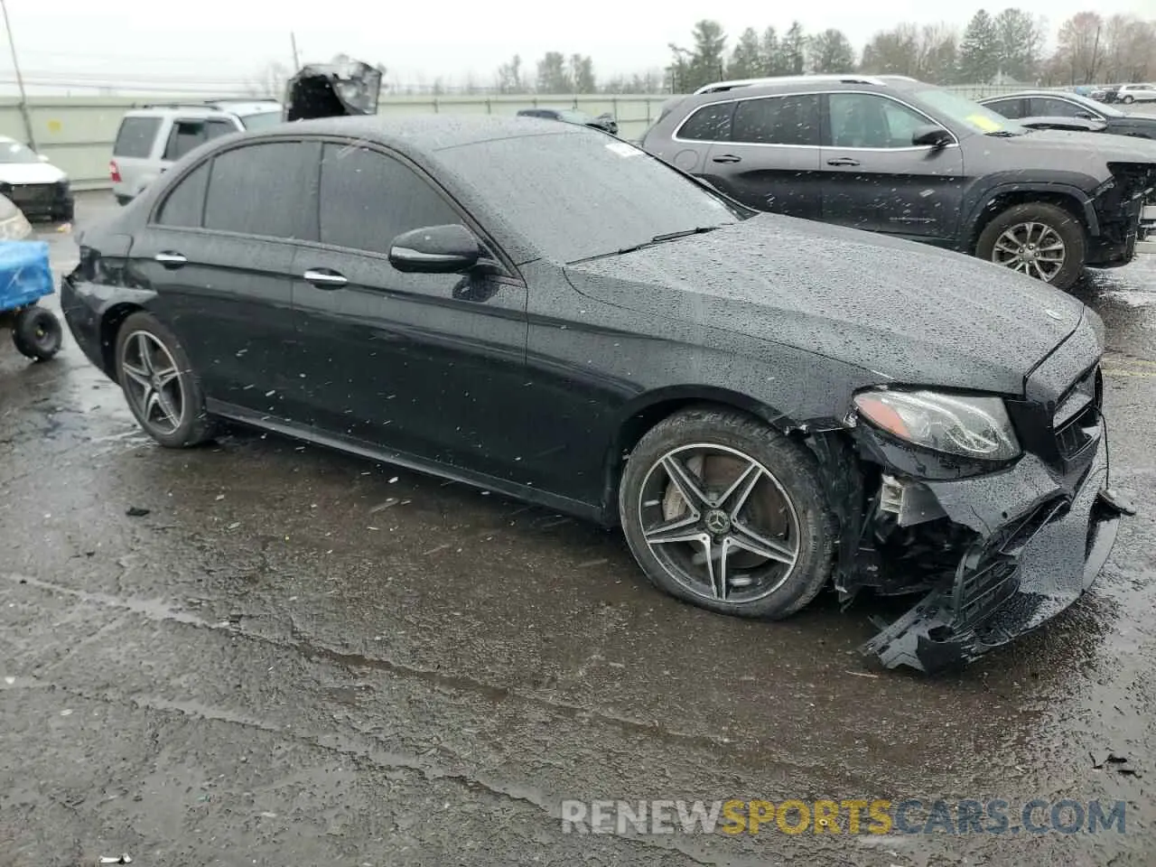 4 Photograph of a damaged car WDDZF4KB8KA627396 MERCEDES-BENZ E-CLASS 2019
