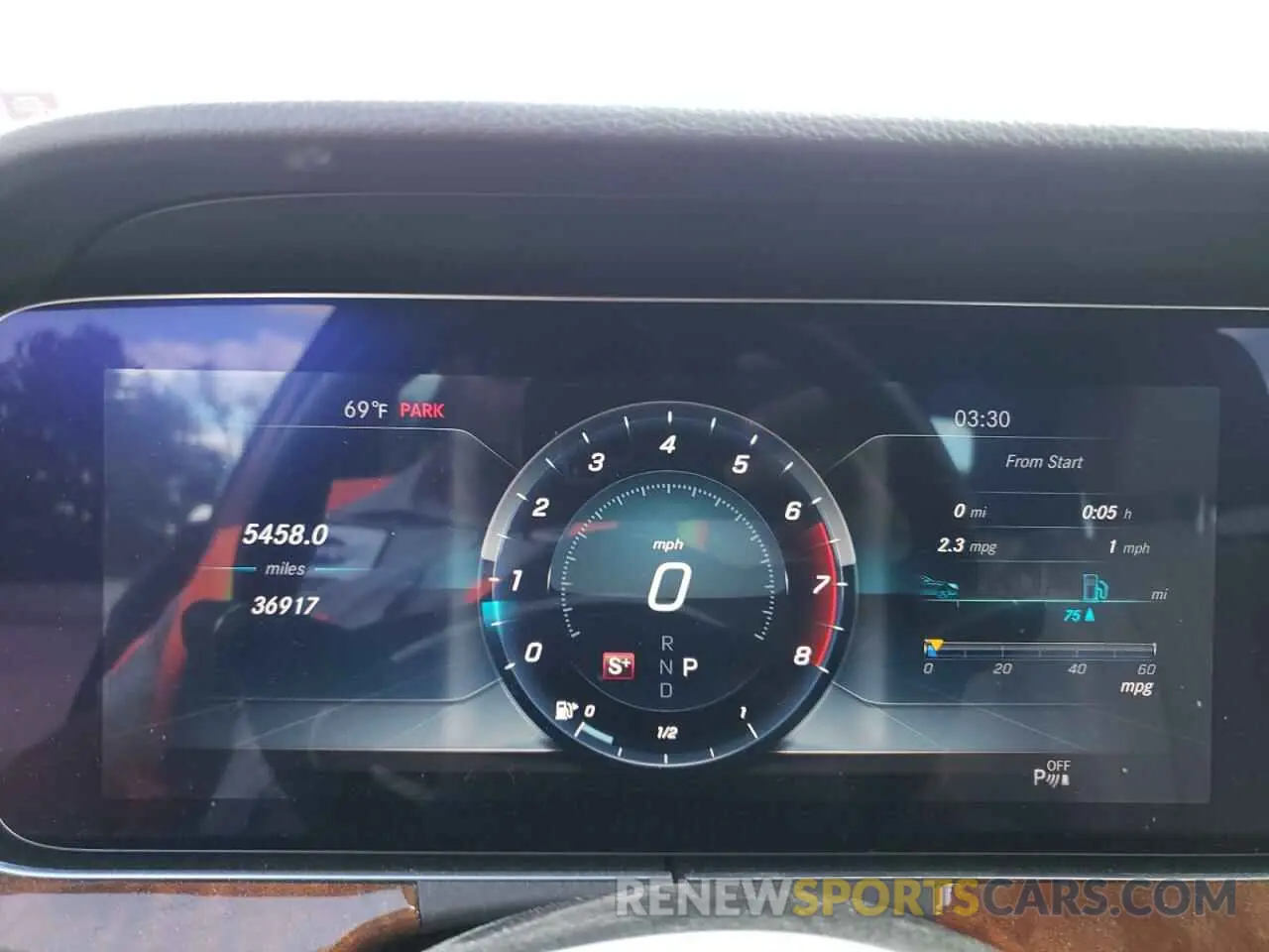 9 Photograph of a damaged car WDDZF4KB9KA621803 MERCEDES-BENZ E-CLASS 2019
