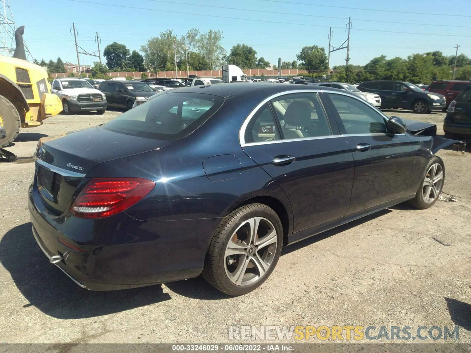 4 Photograph of a damaged car WDDZF4KB9KA628797 MERCEDES-BENZ E-CLASS 2019