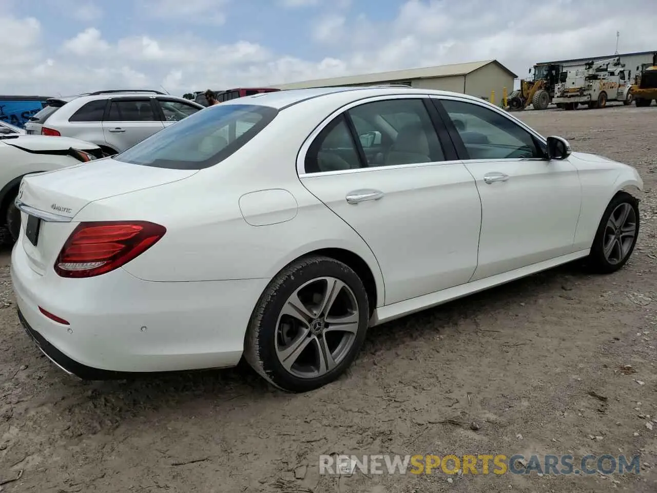 3 Фотография поврежденного автомобиля WDDZF4KBXKA489277 MERCEDES-BENZ E-CLASS 2019