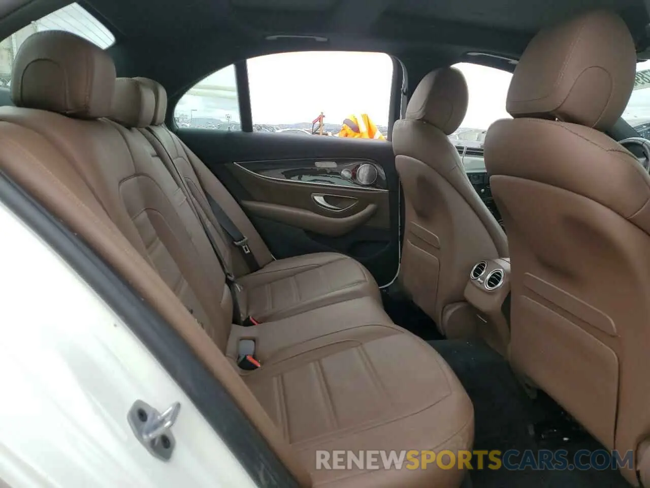 10 Фотография поврежденного автомобиля WDDZF6BB0KA574110 MERCEDES-BENZ E-CLASS 2019