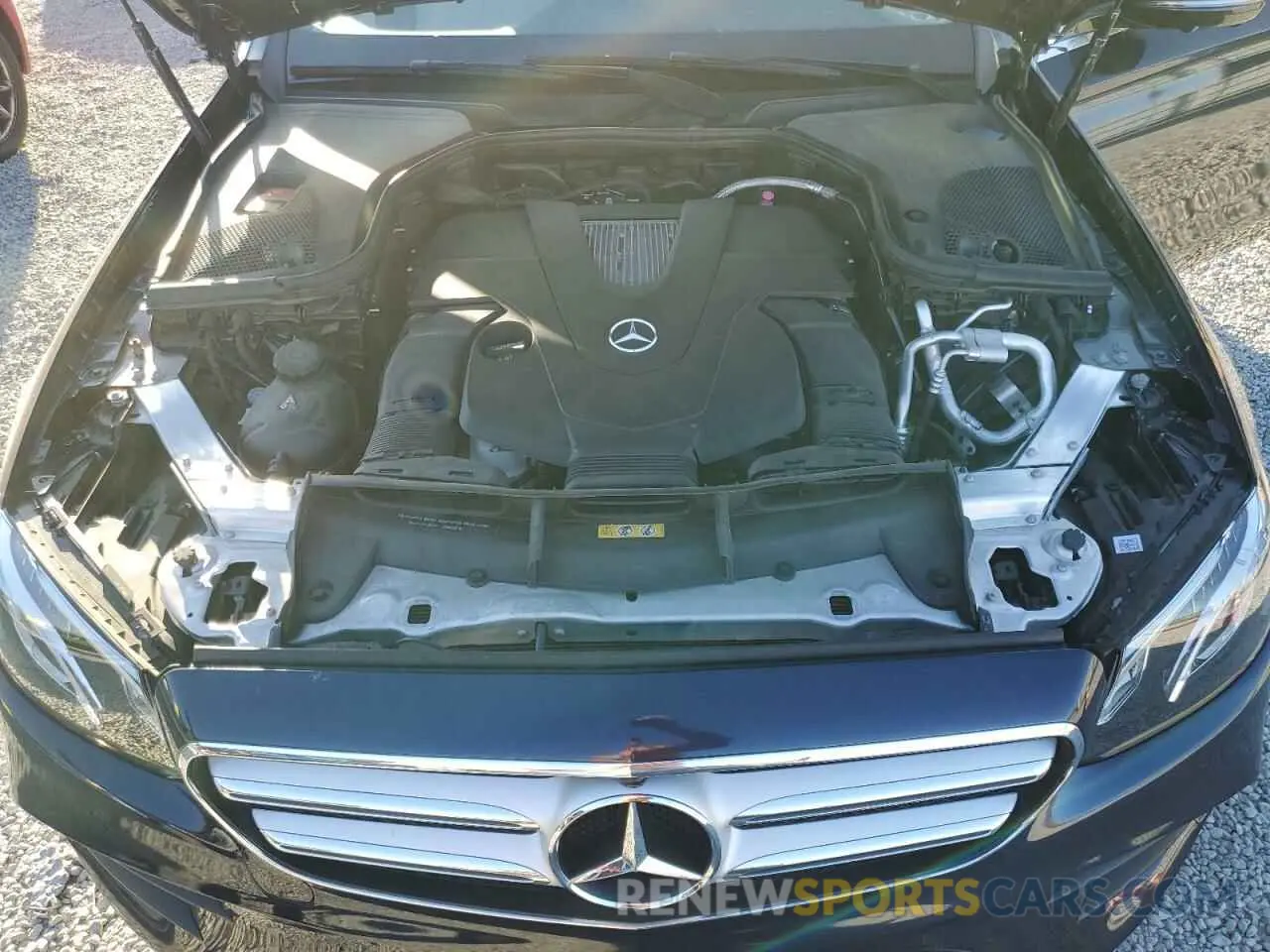 11 Photograph of a damaged car WDDZF6JB0KA515463 MERCEDES-BENZ E-CLASS 2019
